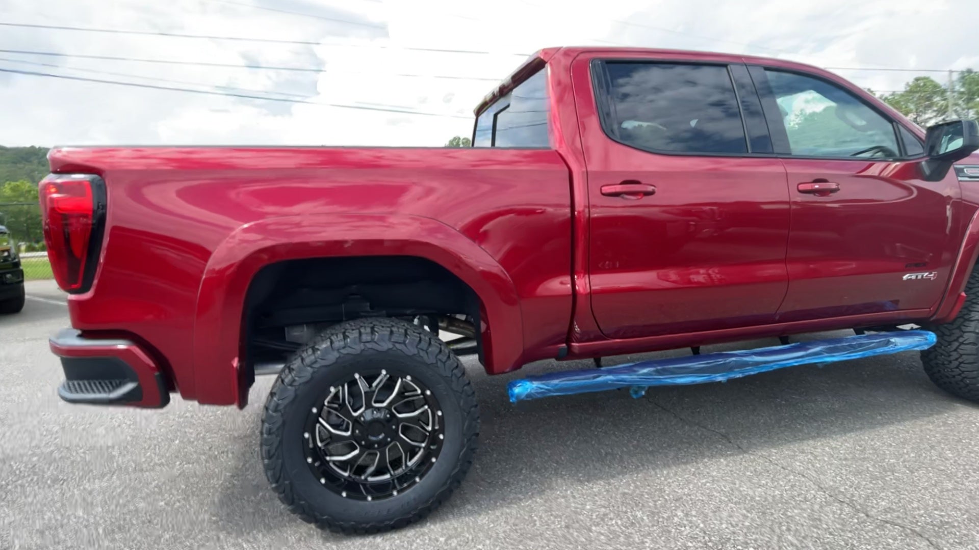 Vehicle Image 8