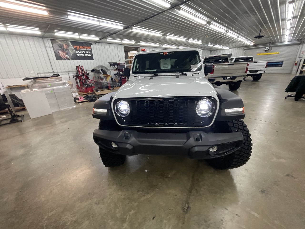 Vehicle Image 3