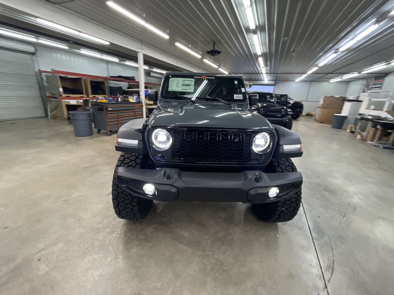 Vehicle Image 3