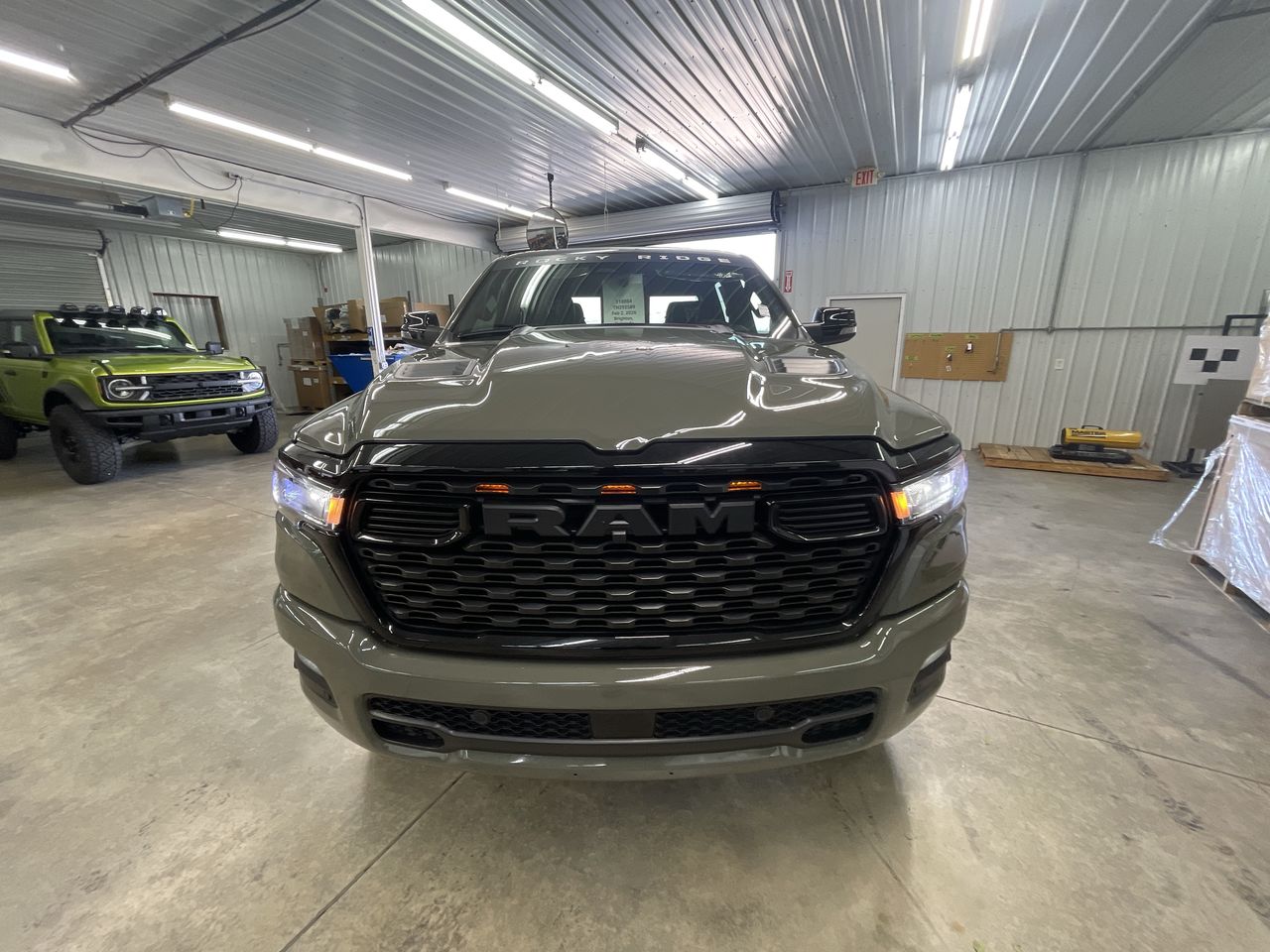 Vehicle Image 3