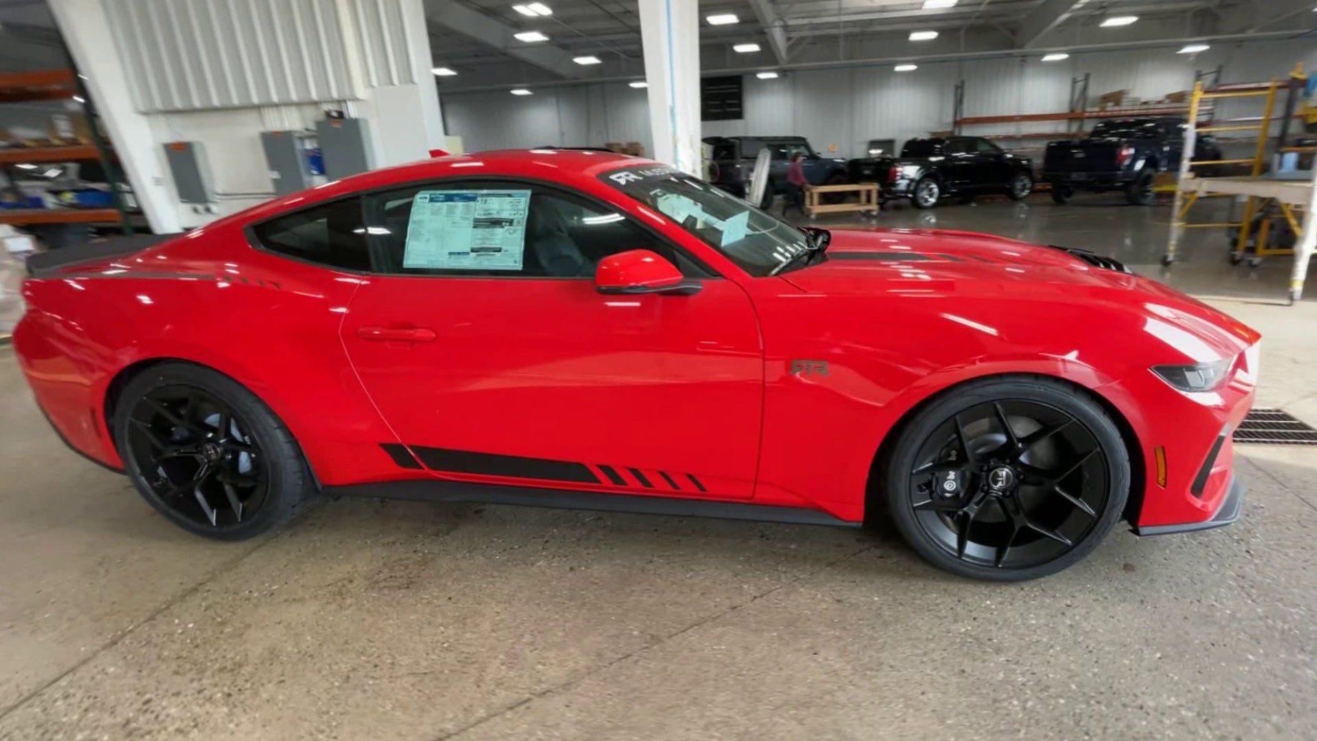 Vehicle Image 9