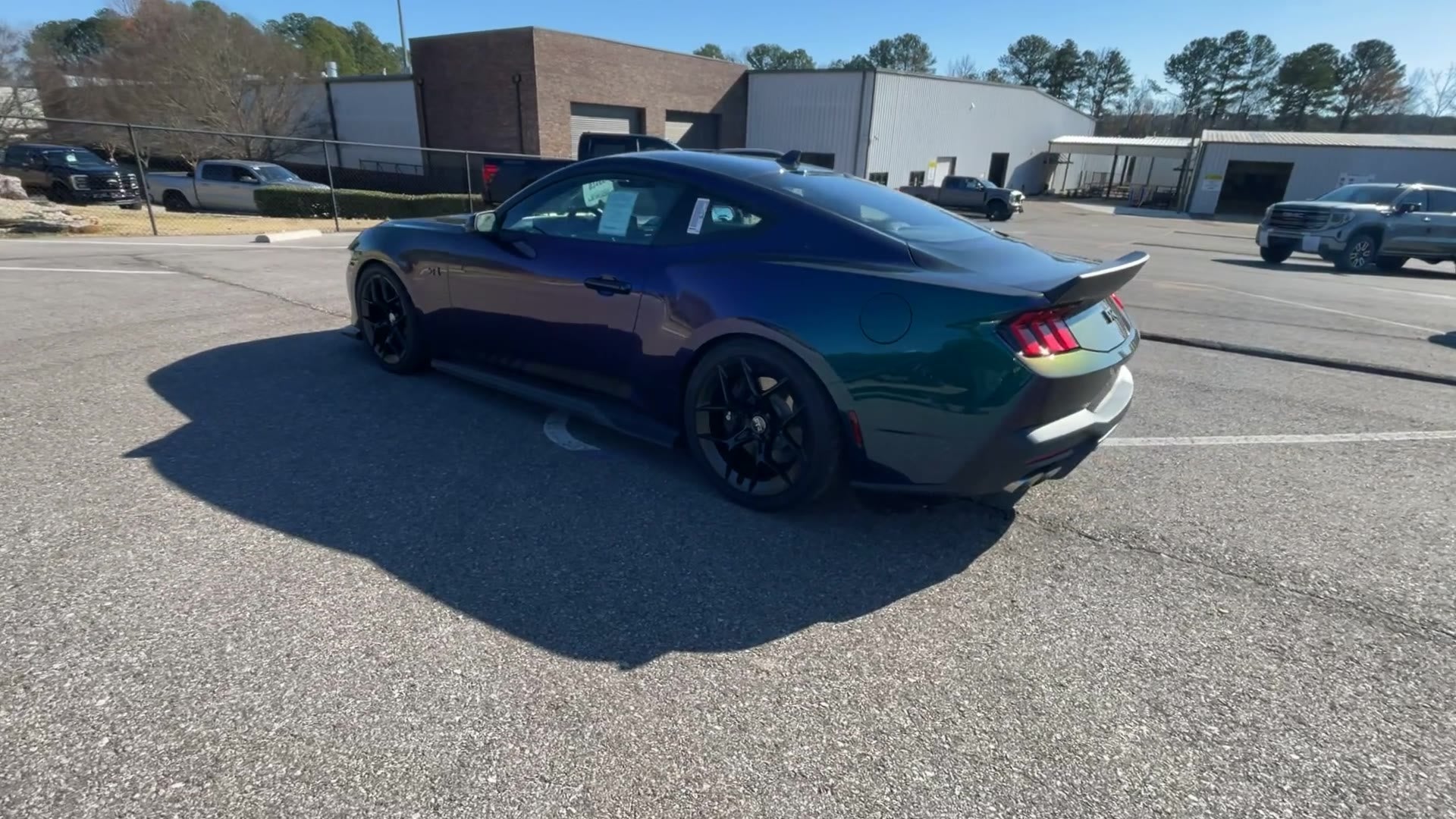 Vehicle Image 9