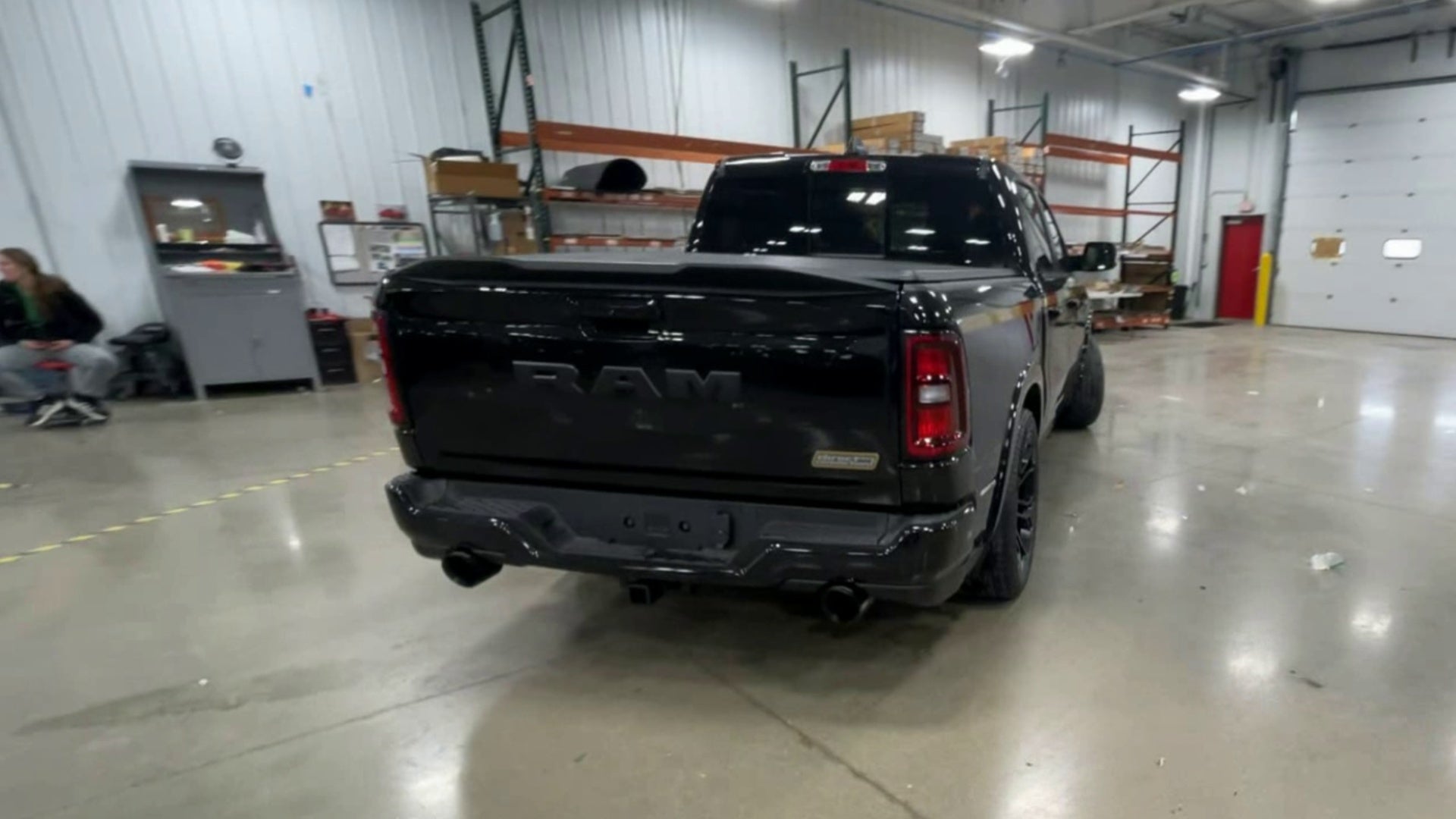 Vehicle Image 9