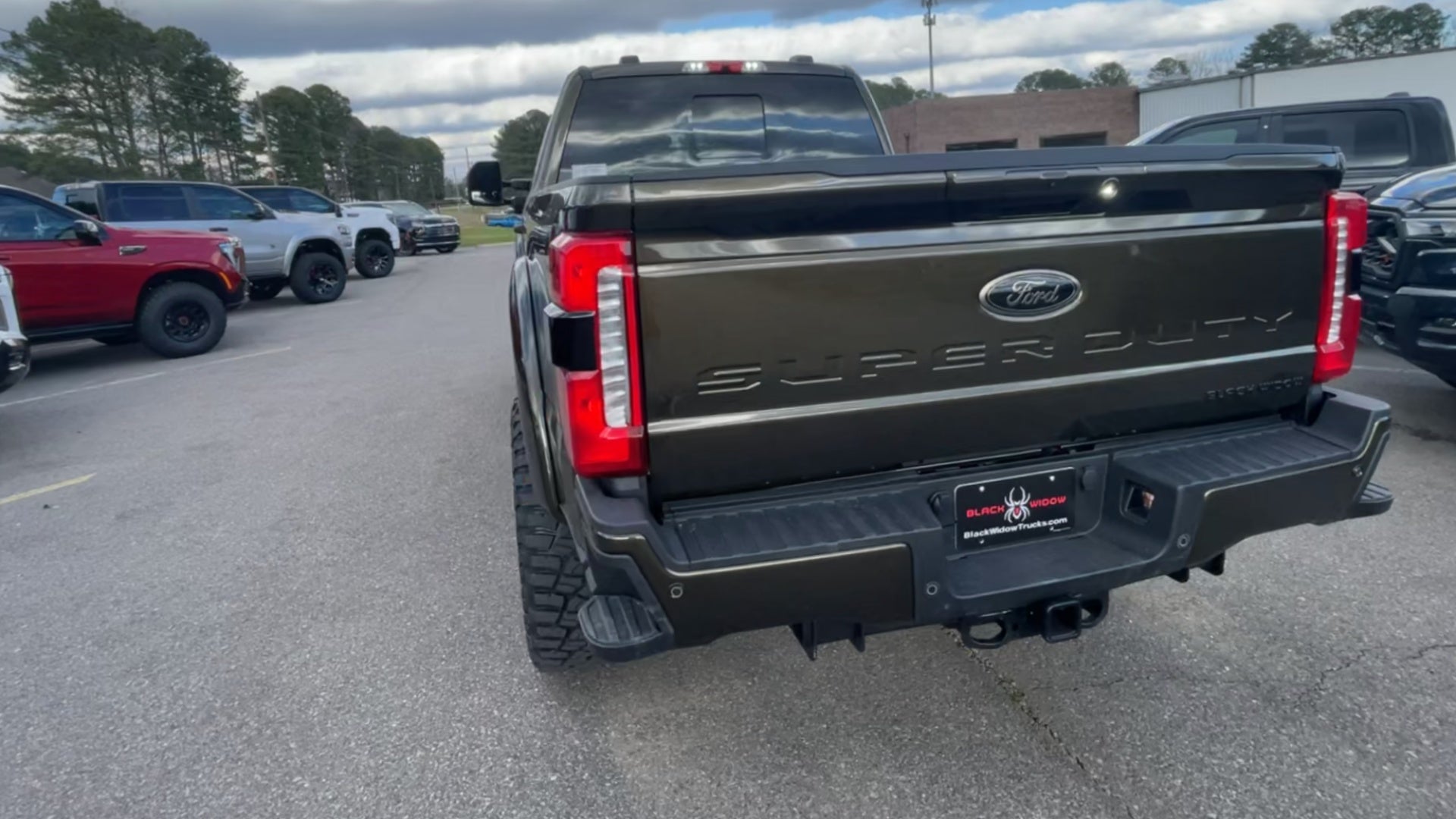 Vehicle Image 9