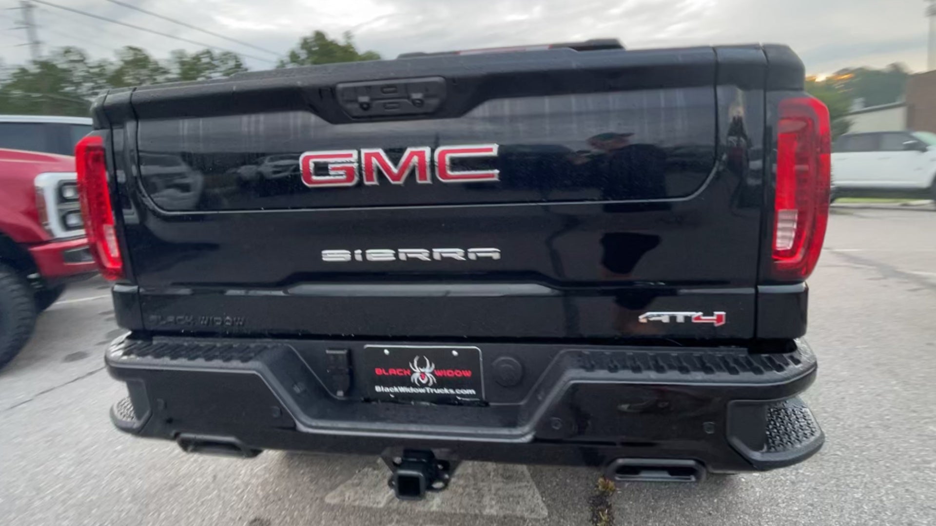 Vehicle Image 9