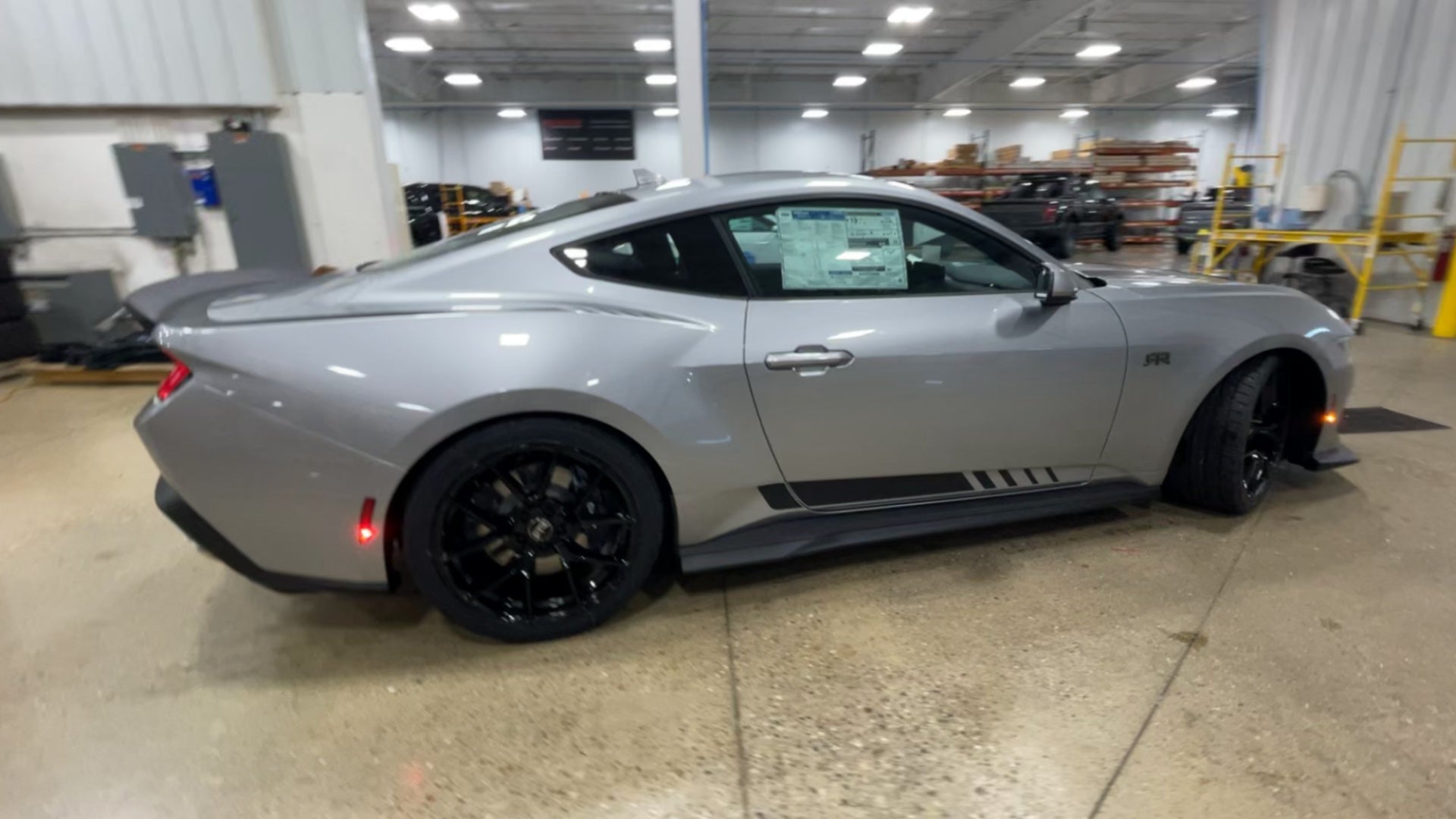 Vehicle Image 9