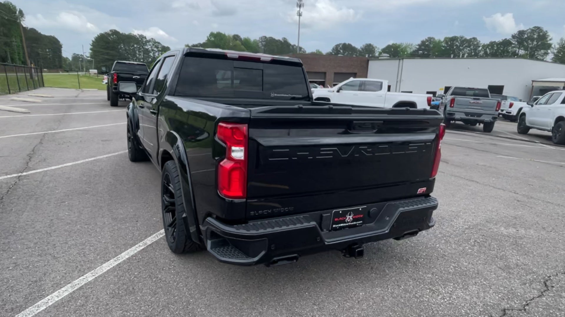 Vehicle Image 9