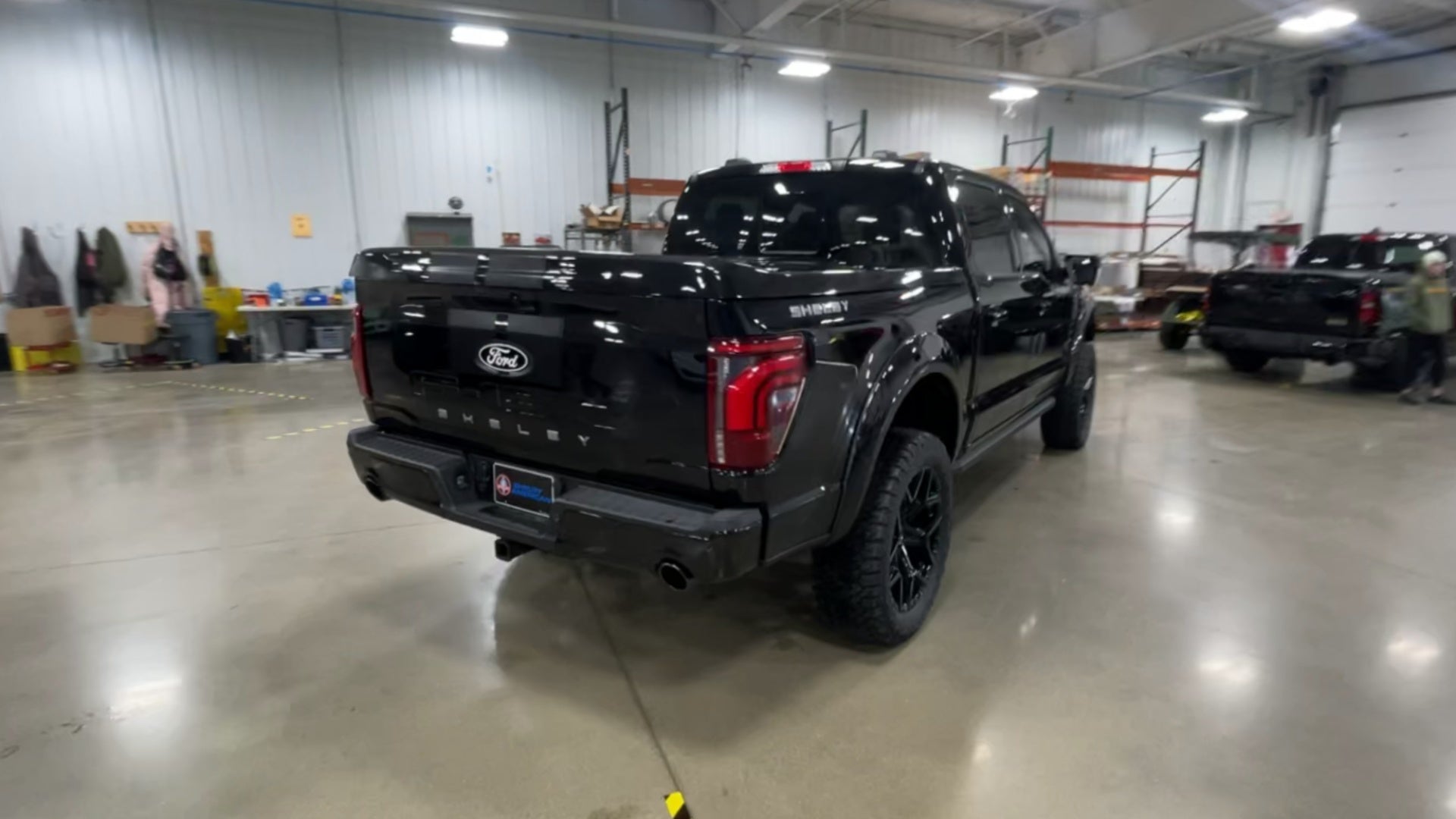 Vehicle Image 9