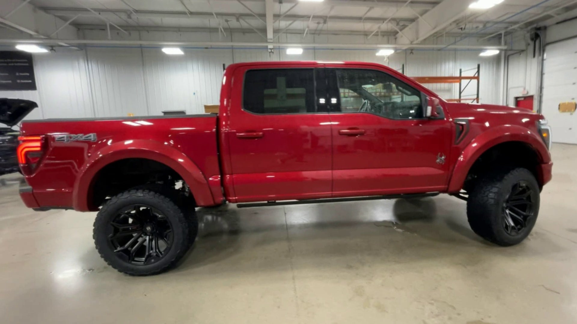 Vehicle Image 9