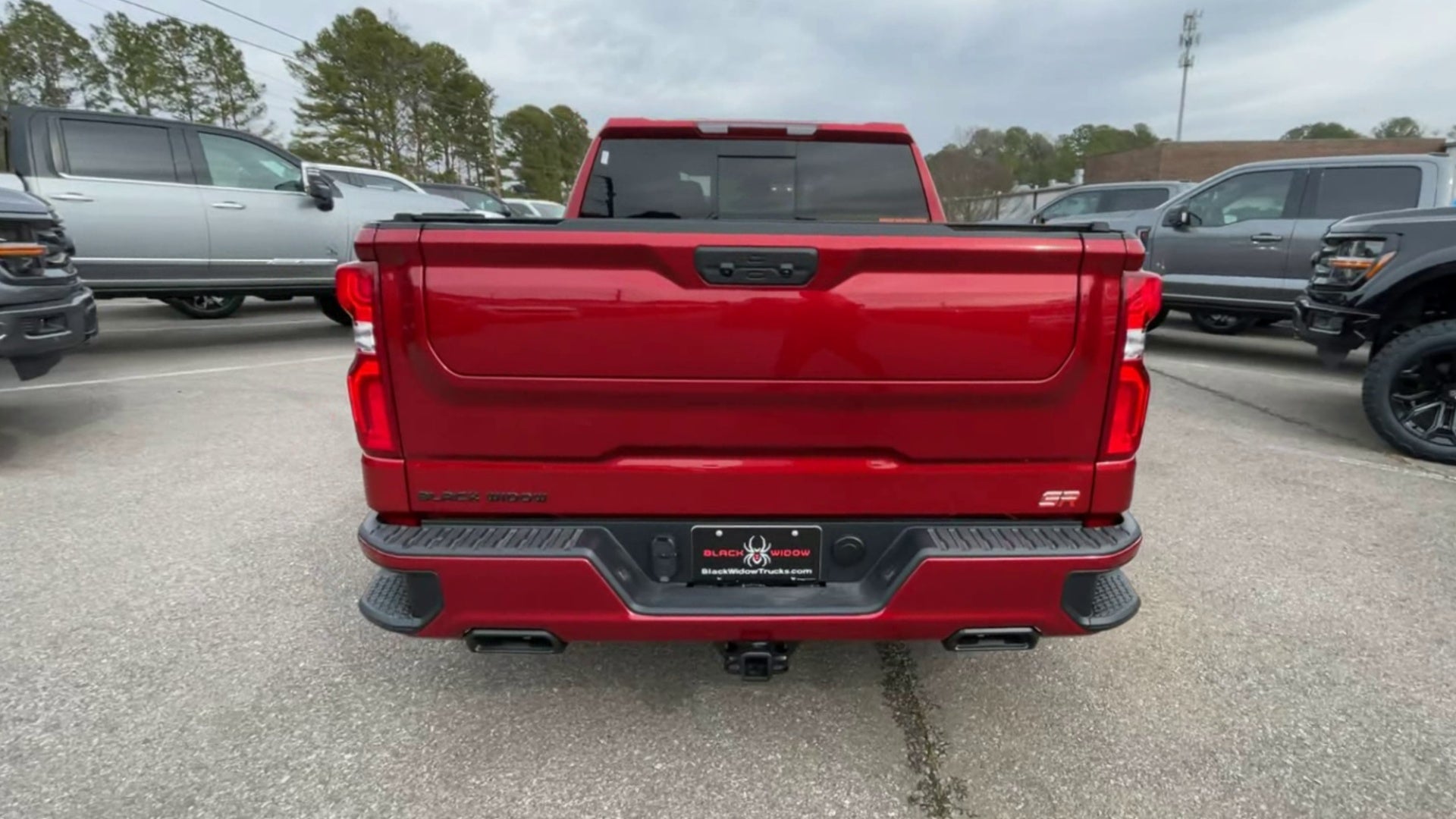 Vehicle Image 9