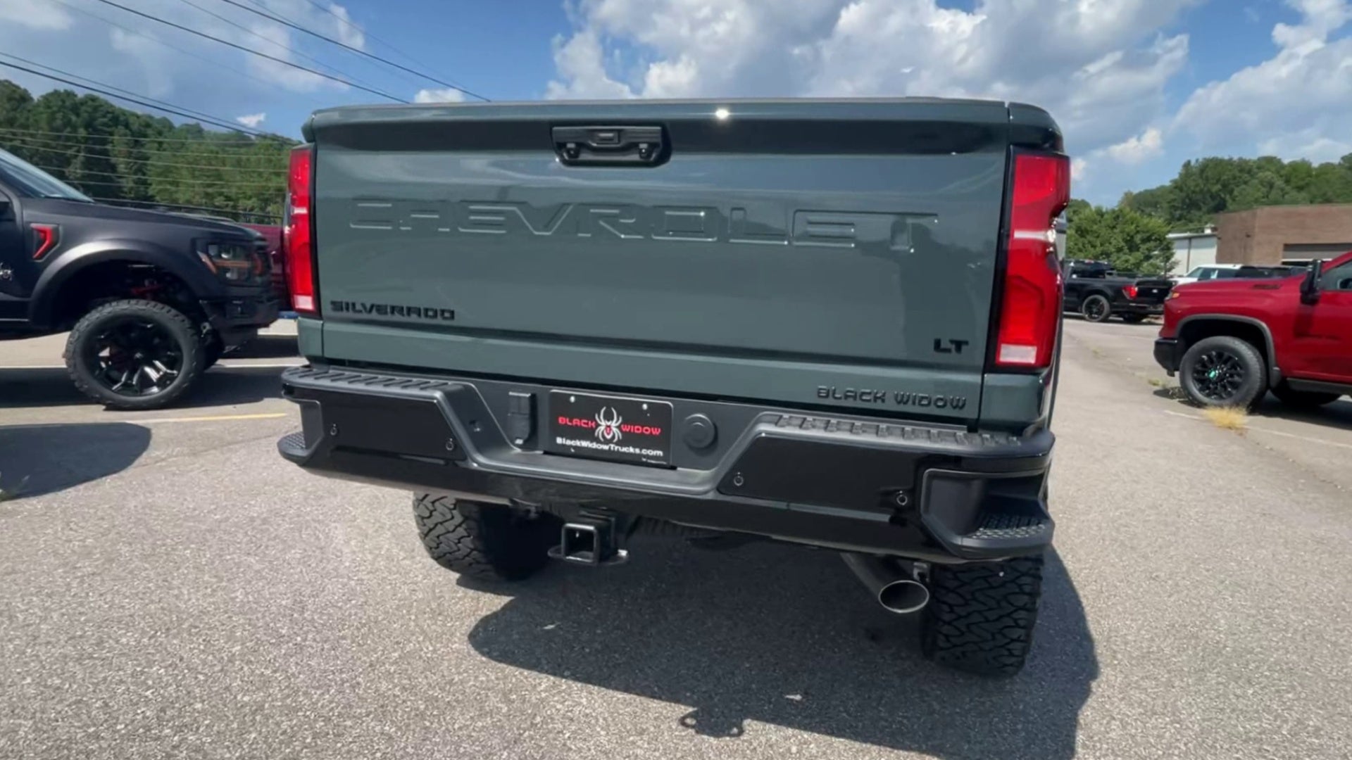 Vehicle Image 9
