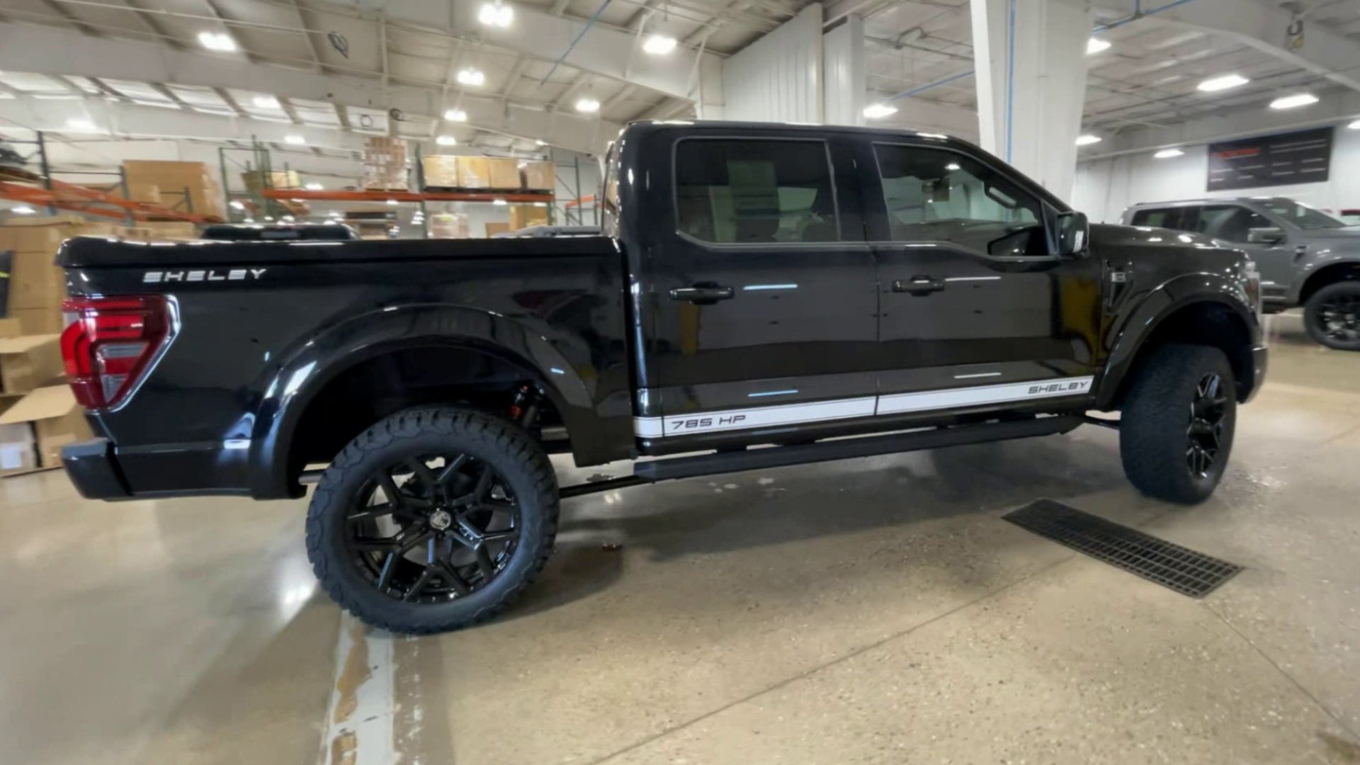 Vehicle Image 9