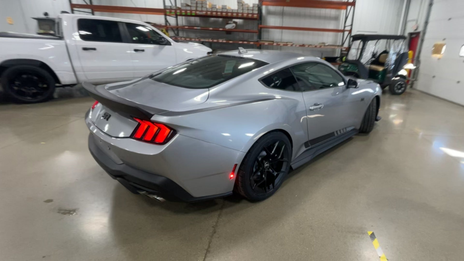 Vehicle Image 8