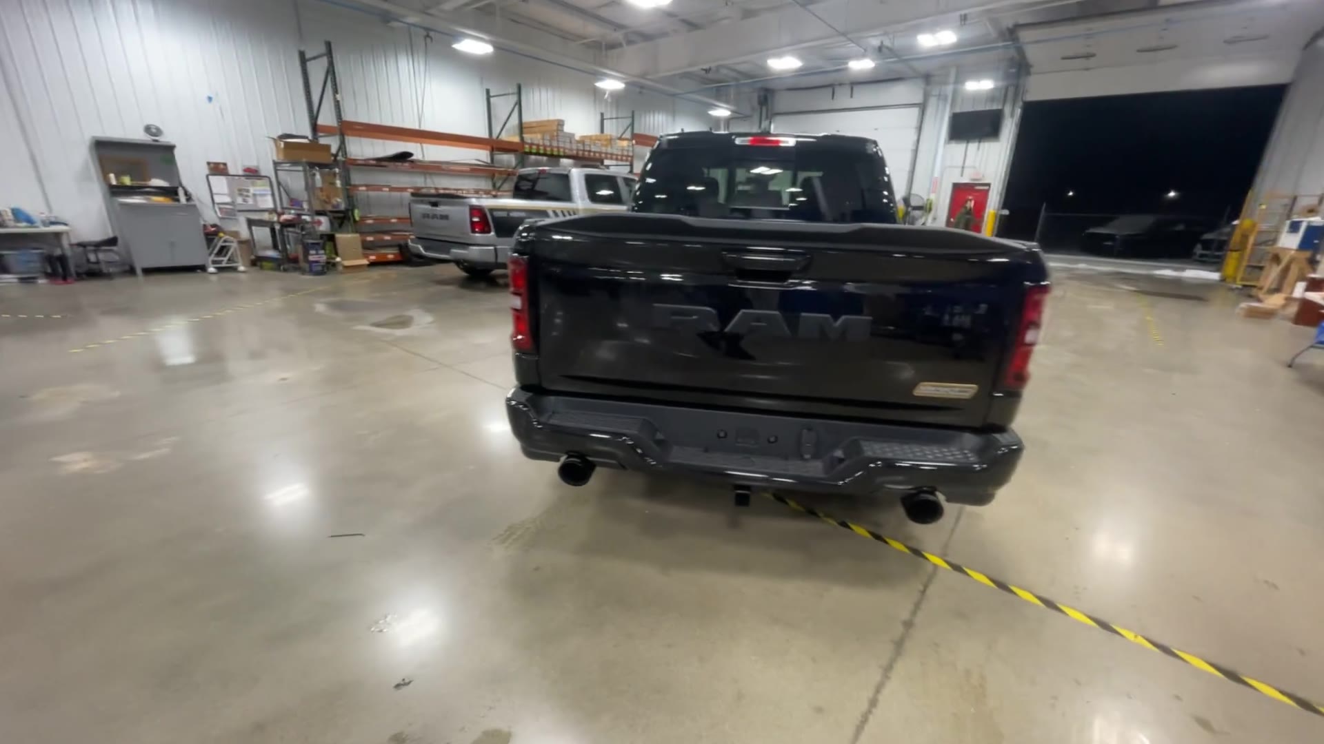 Vehicle Image 9