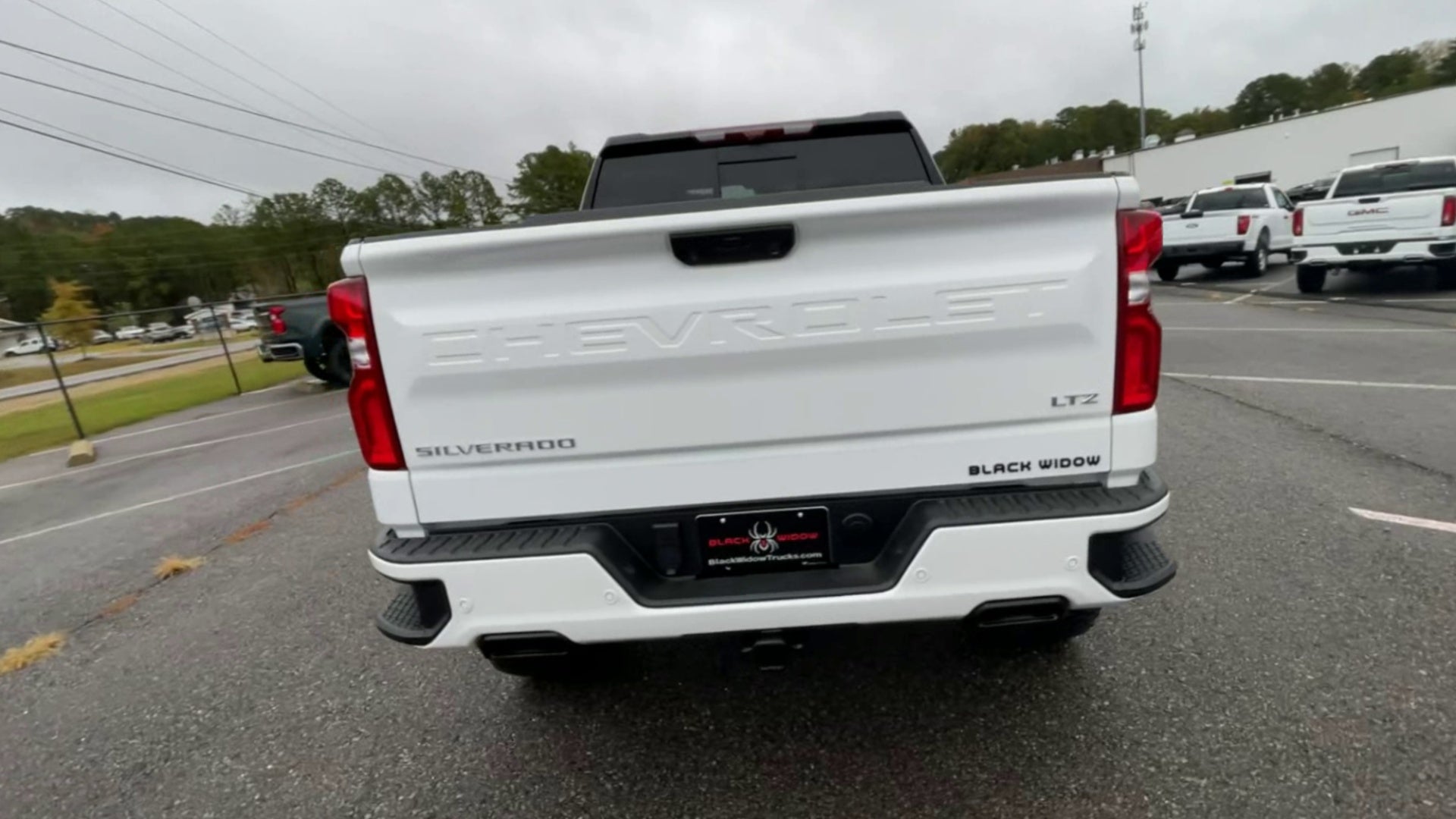 Vehicle Image 9