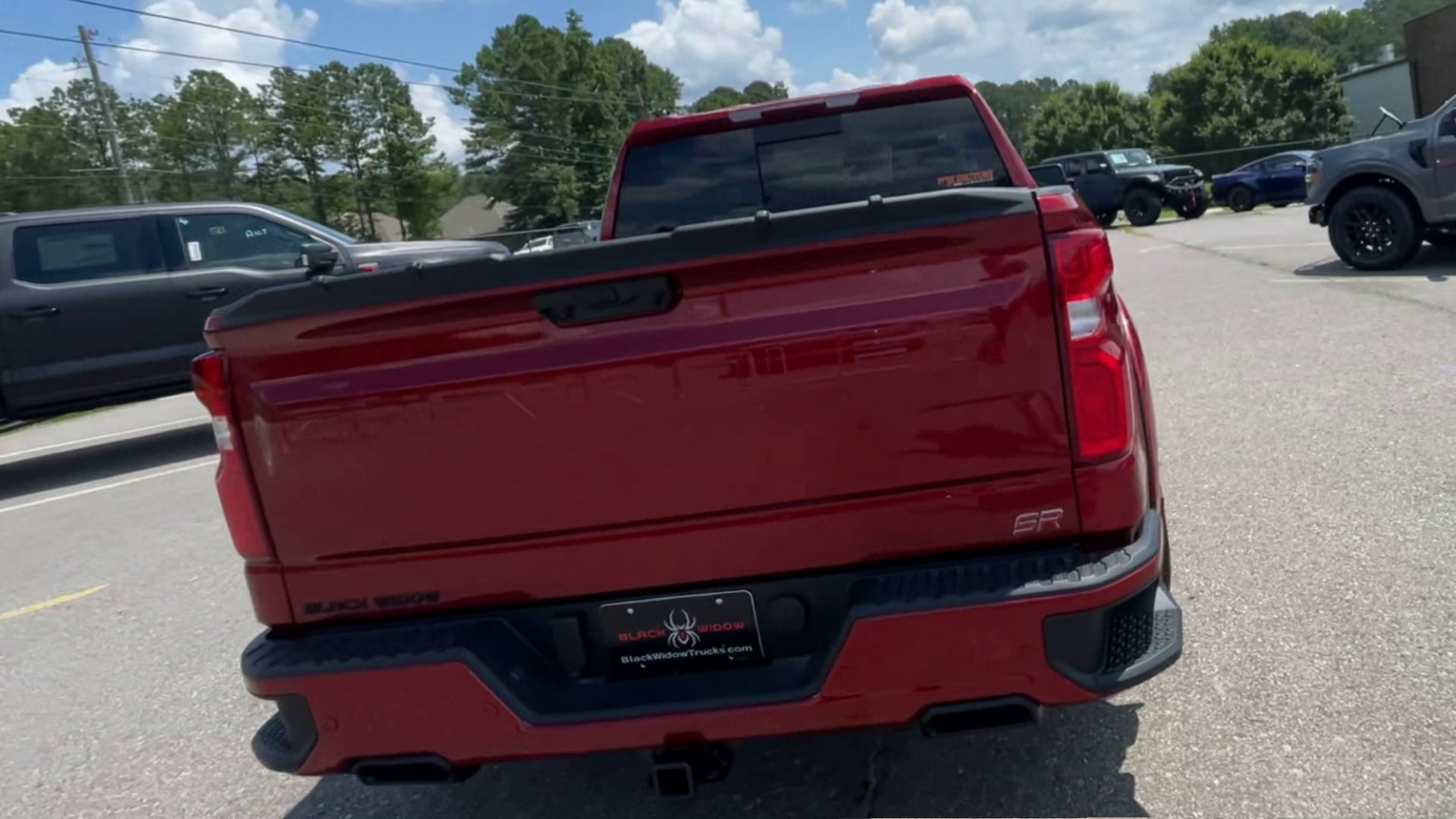 Vehicle Image 9