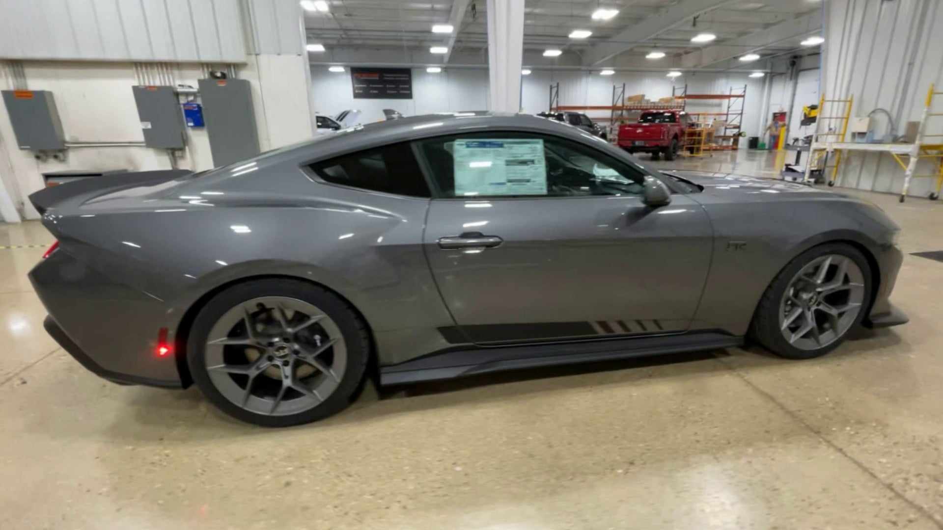 Vehicle Image 9
