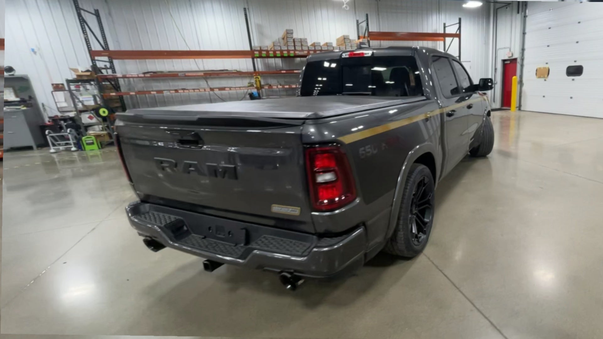 Vehicle Image 9