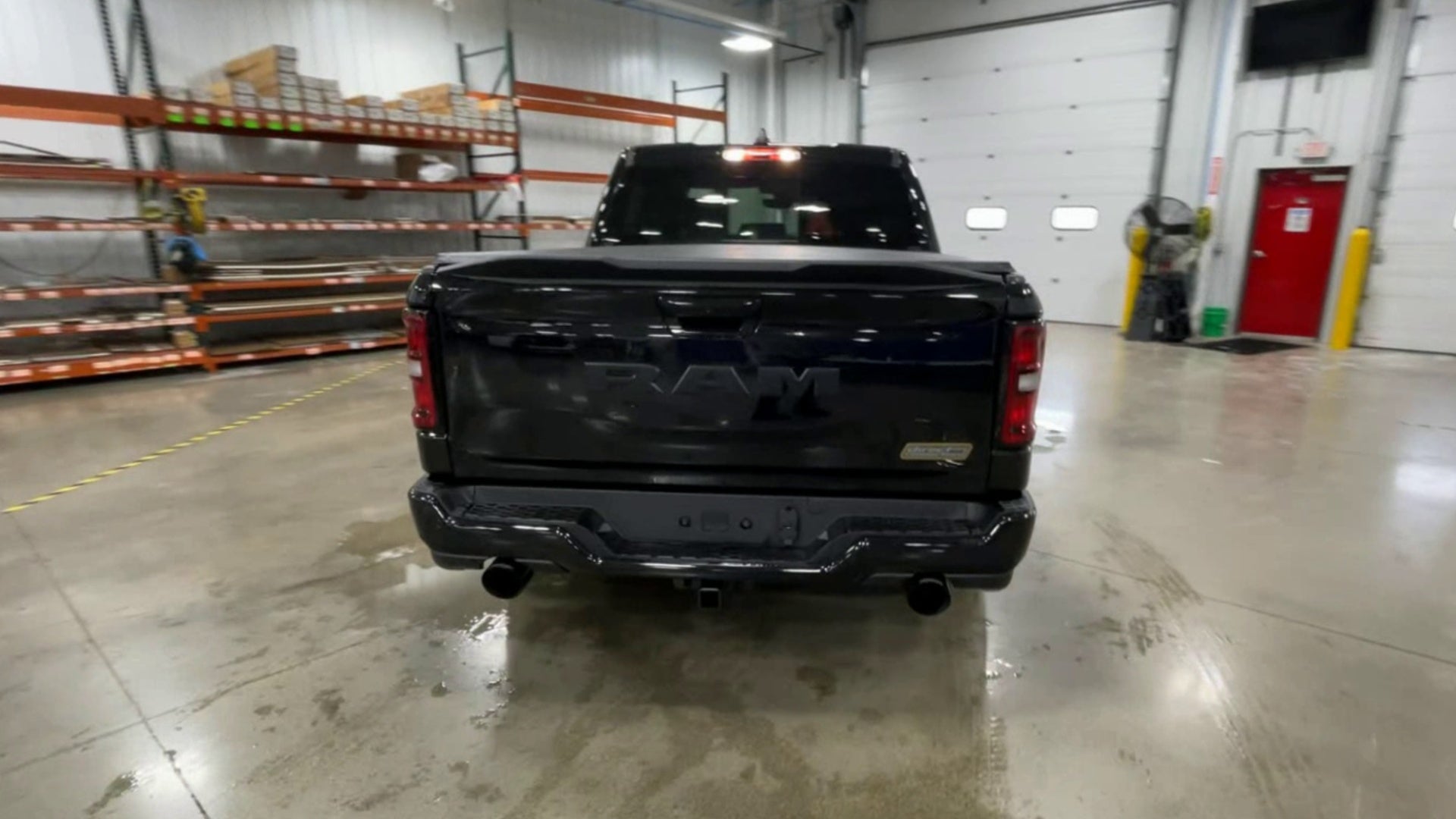 Vehicle Image 9