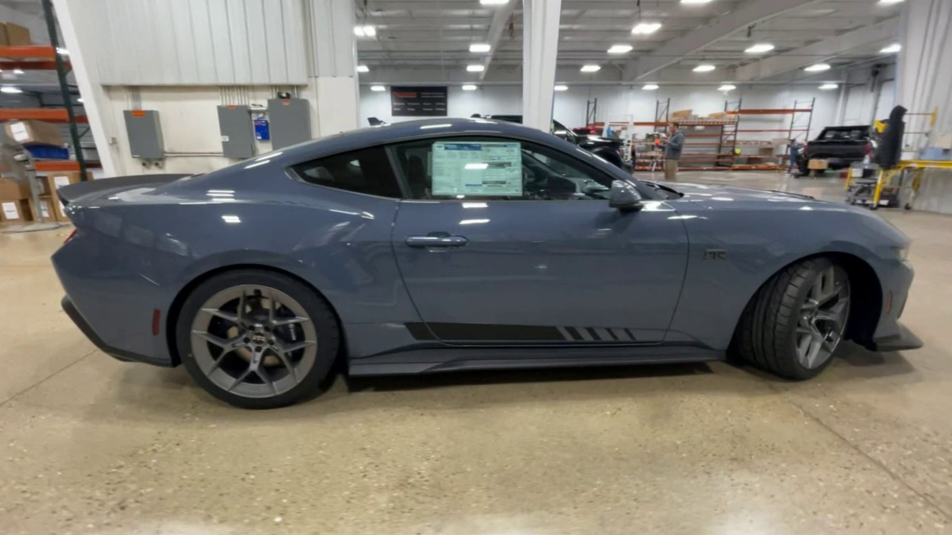 Vehicle Image 9