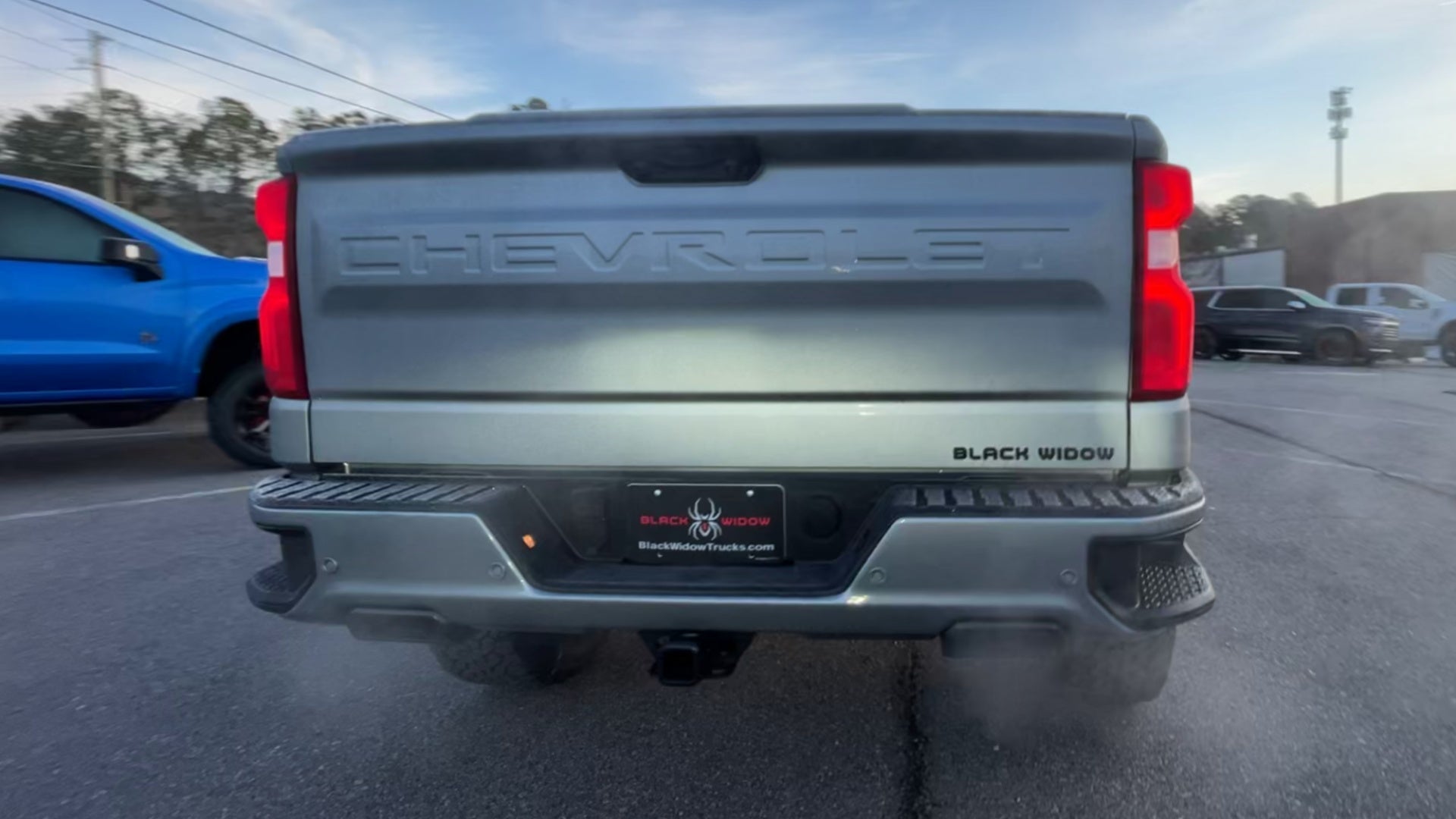 Vehicle Image 9