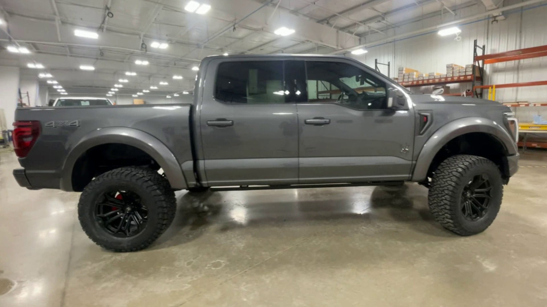 Vehicle Image 9