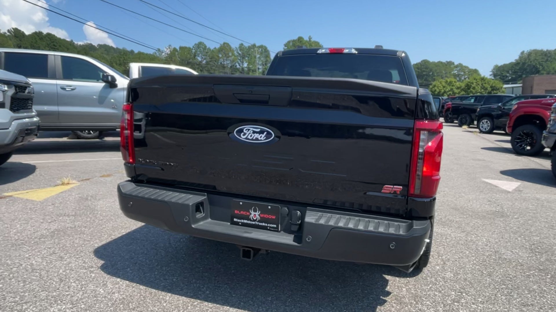 Vehicle Image 9