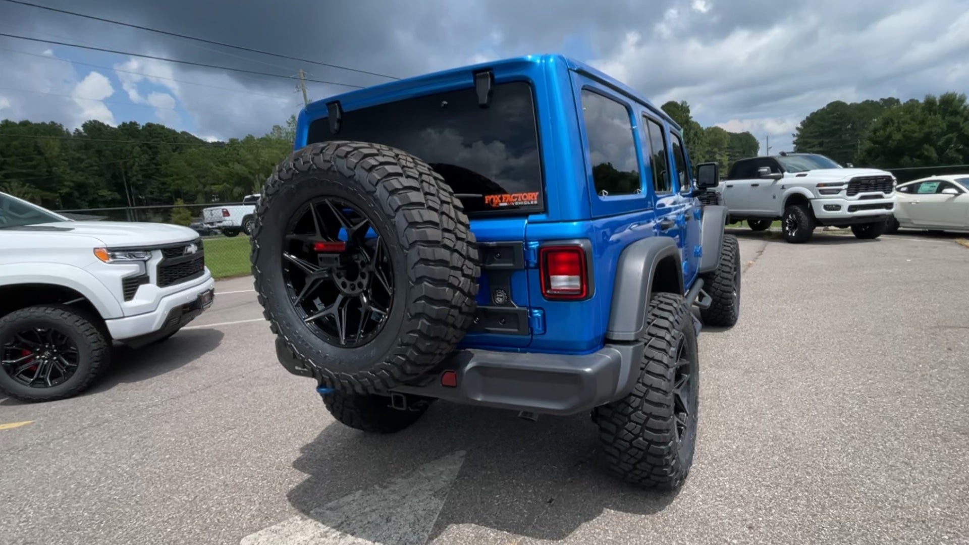 Vehicle Image 9