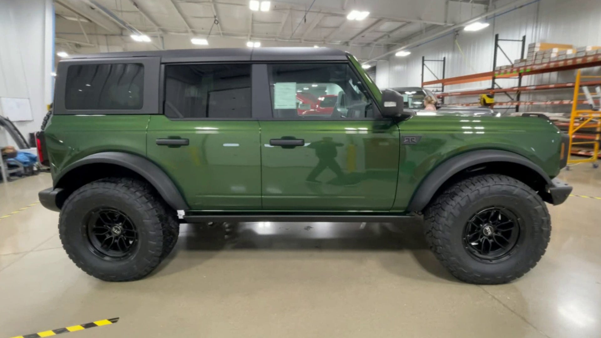 Vehicle Image 9