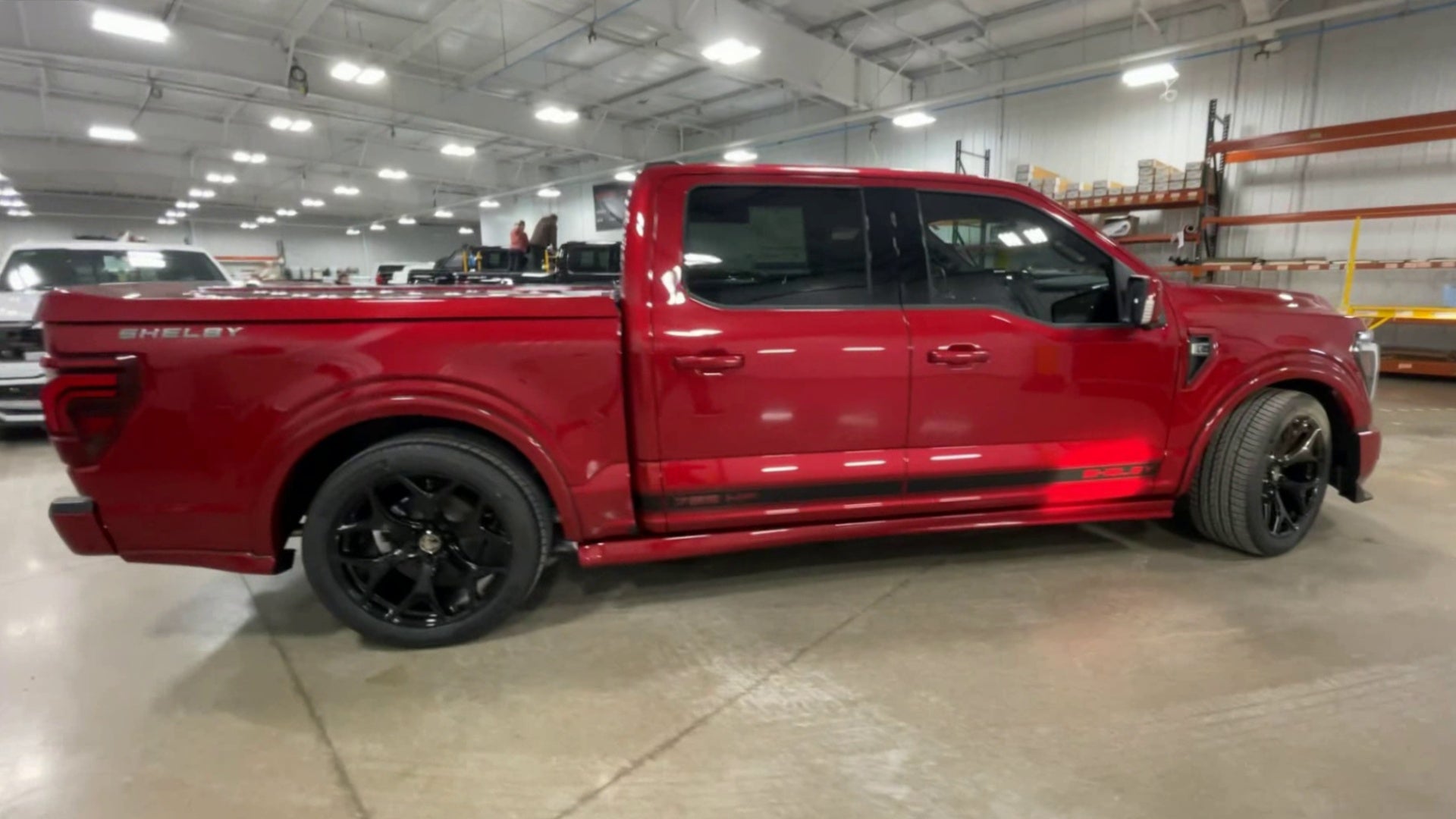 Vehicle Image 9
