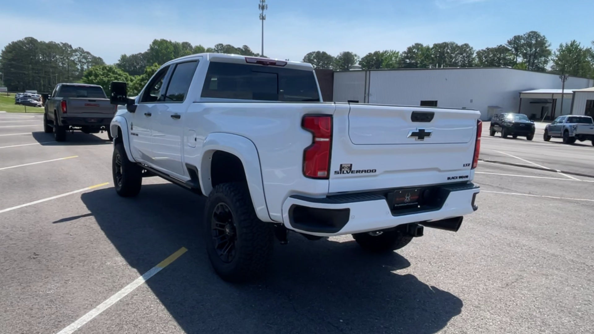 Vehicle Image 9