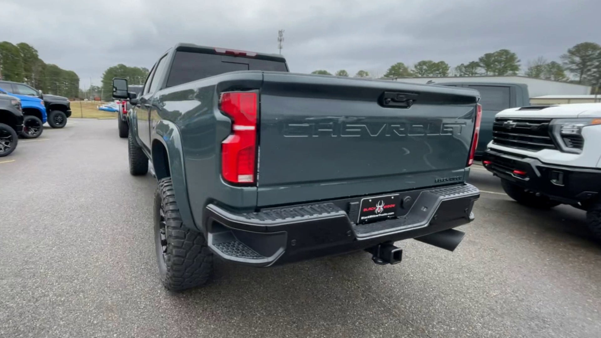 Vehicle Image 9