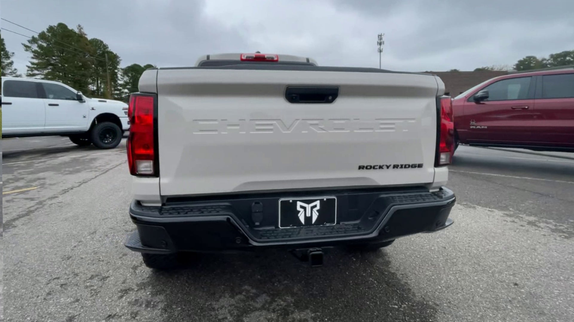 Vehicle Image 9