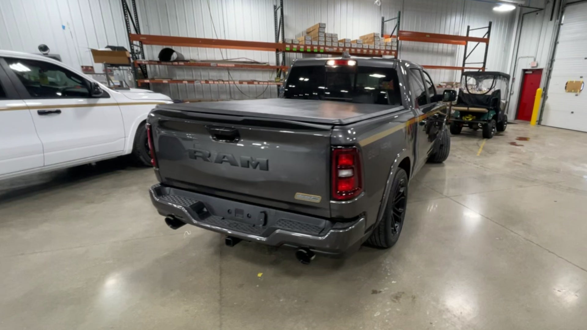 Vehicle Image 9