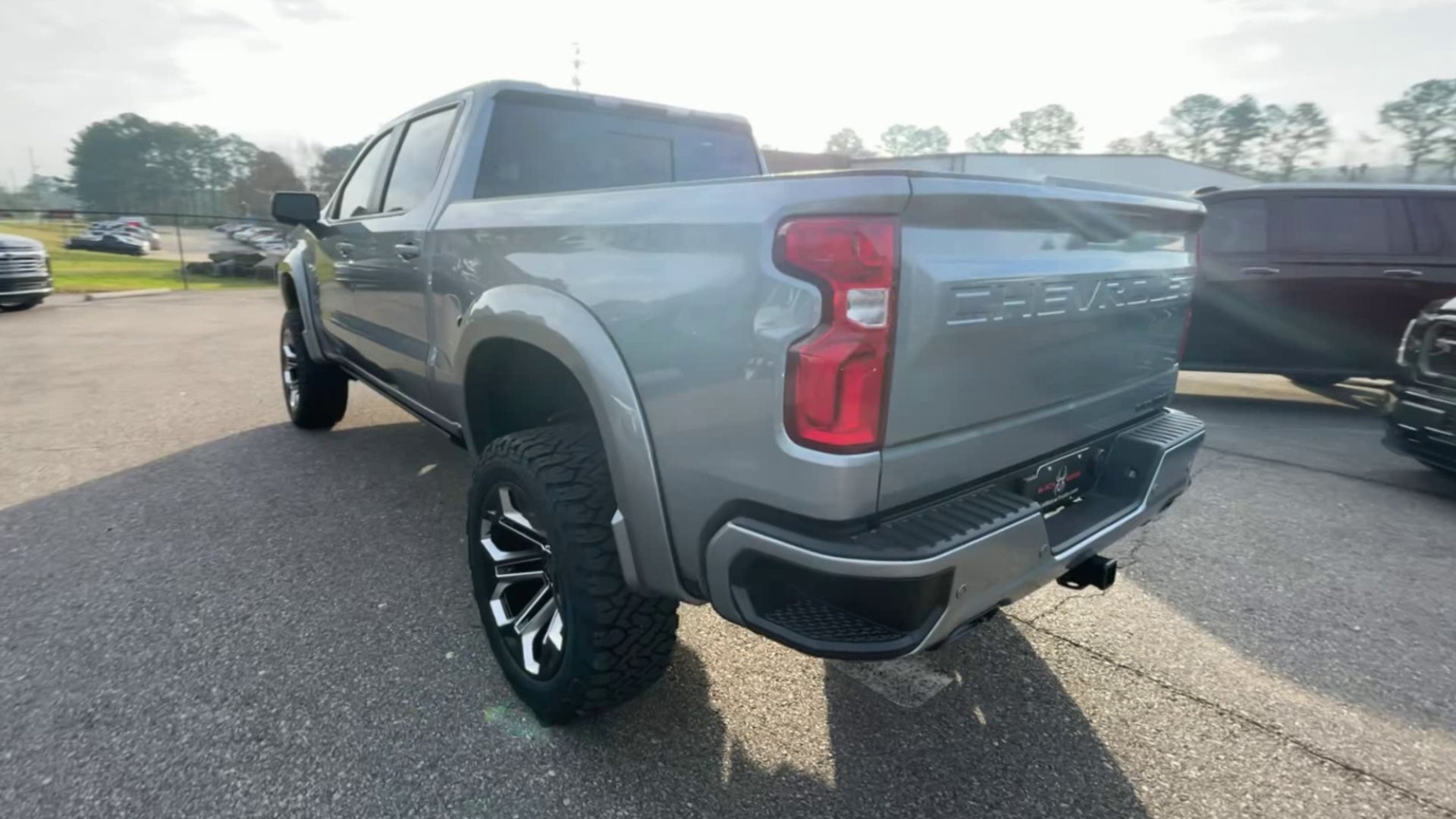 Vehicle Image 9