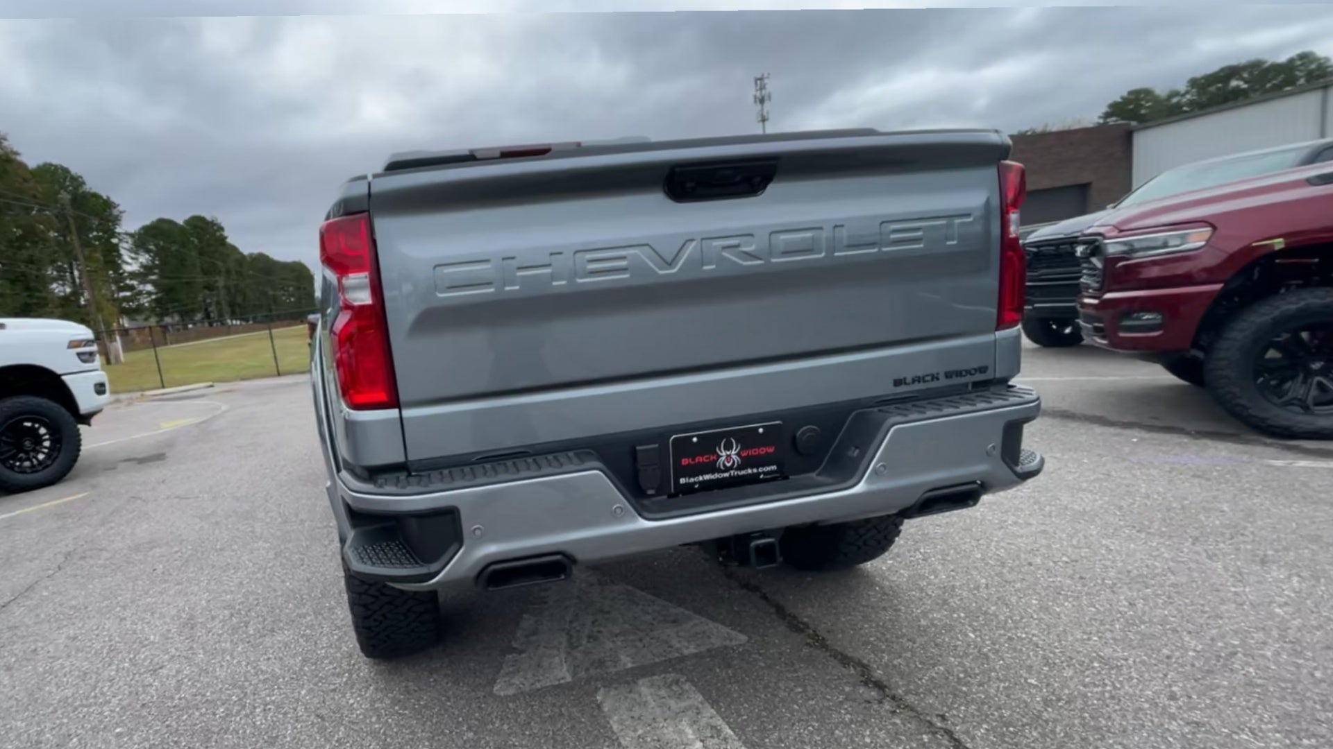Vehicle Image 9