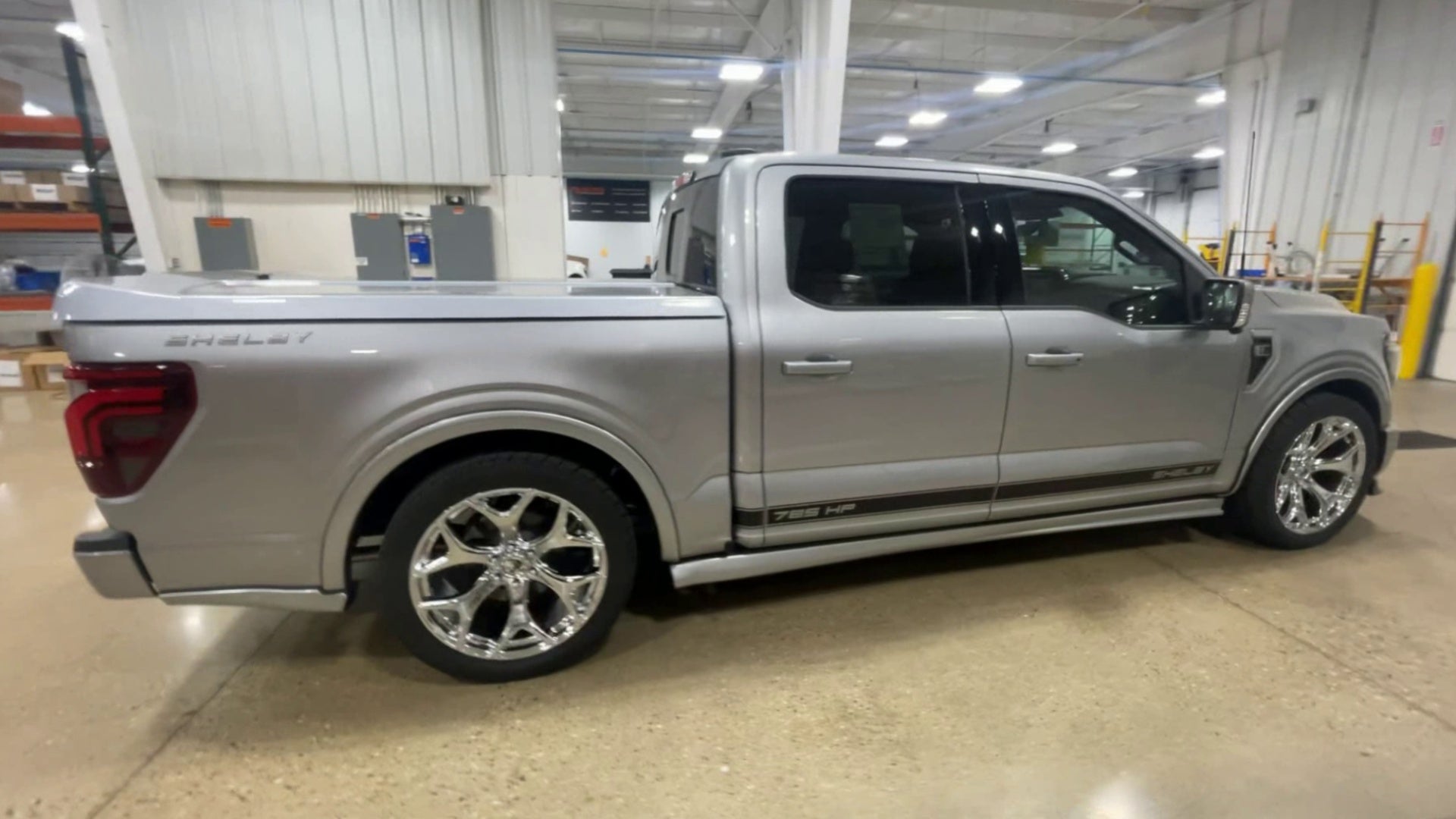 Vehicle Image 9