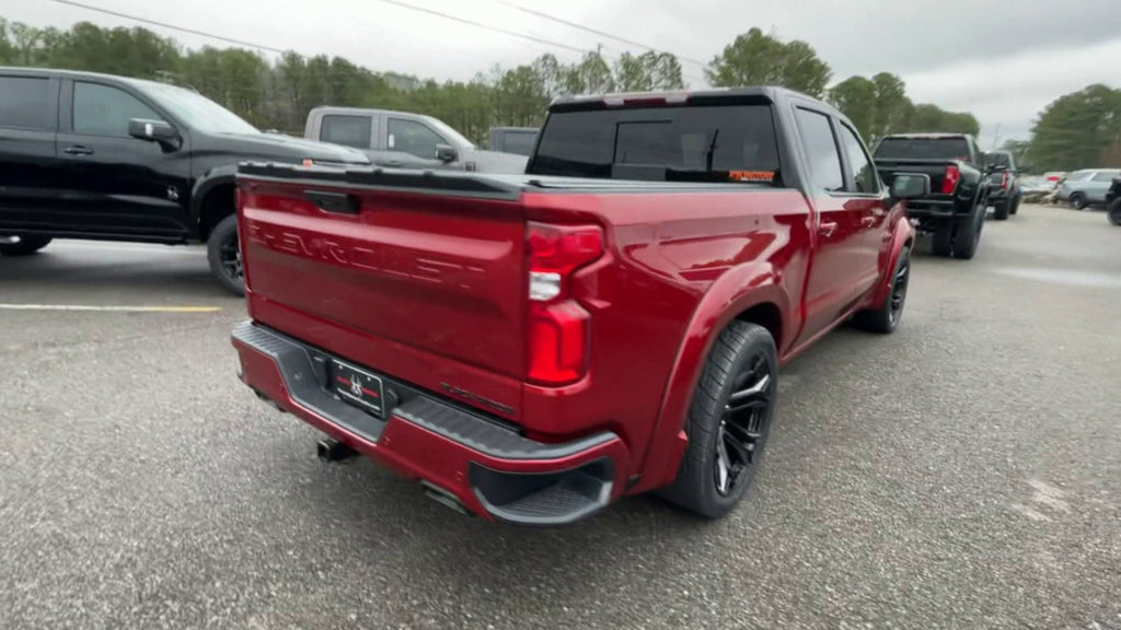 Vehicle Image 9