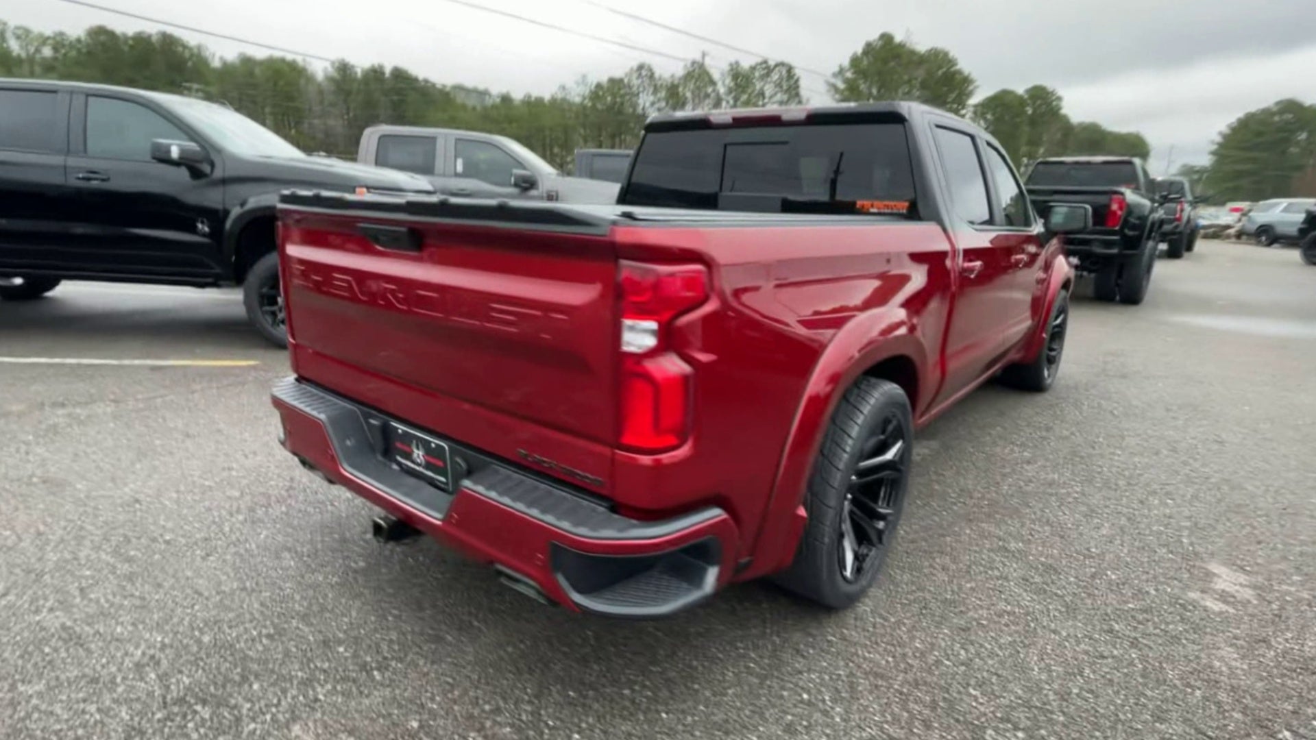 Vehicle Image 9