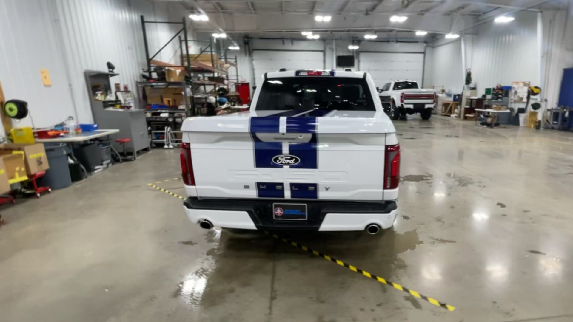 Vehicle Image 9