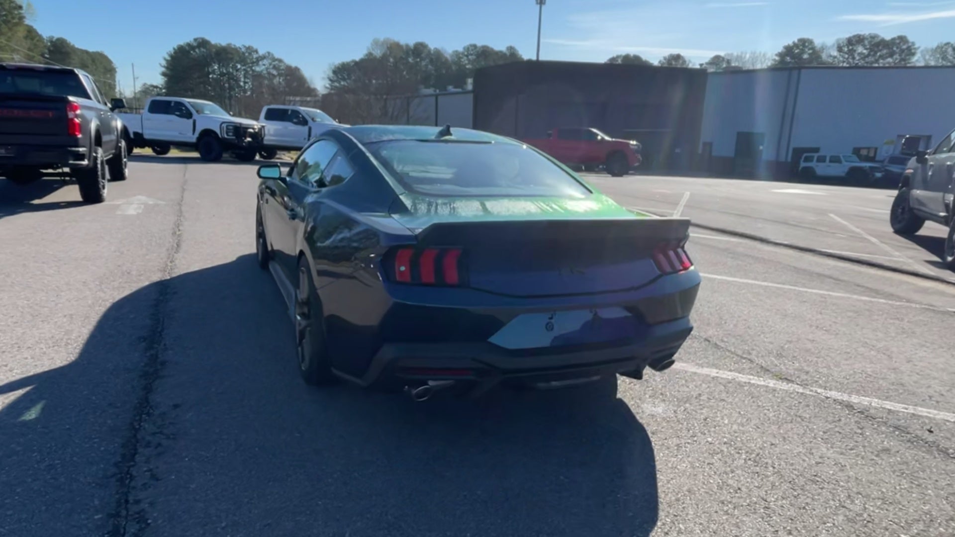 Vehicle Image 9