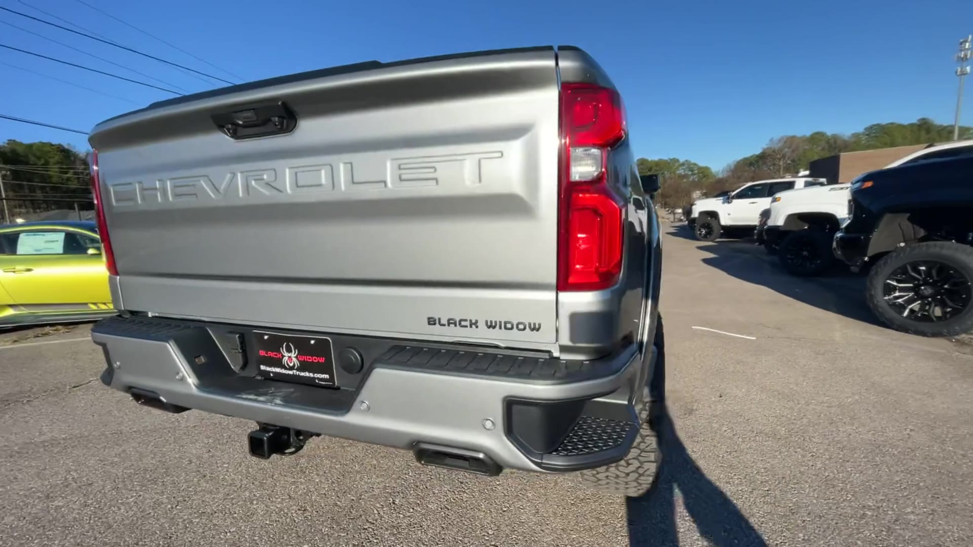 Vehicle Image 9