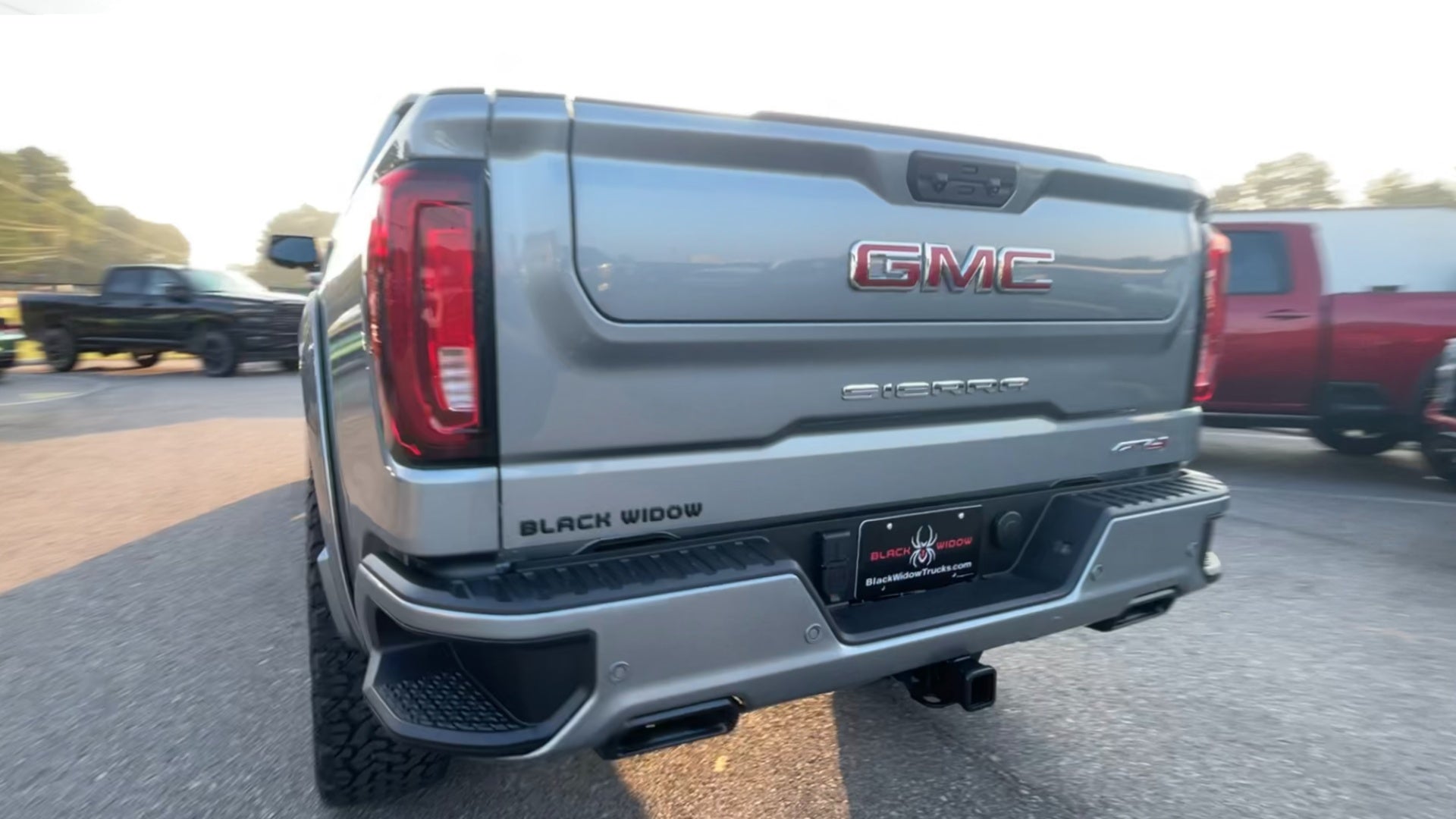 Vehicle Image 9