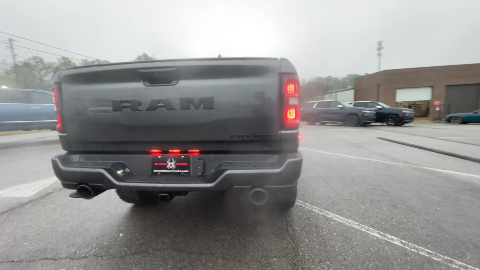 Vehicle Image 9