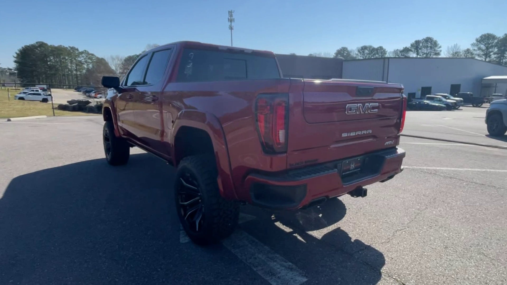 Vehicle Image 9