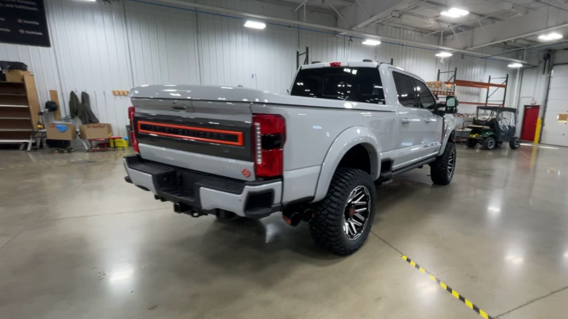 Vehicle Image 9
