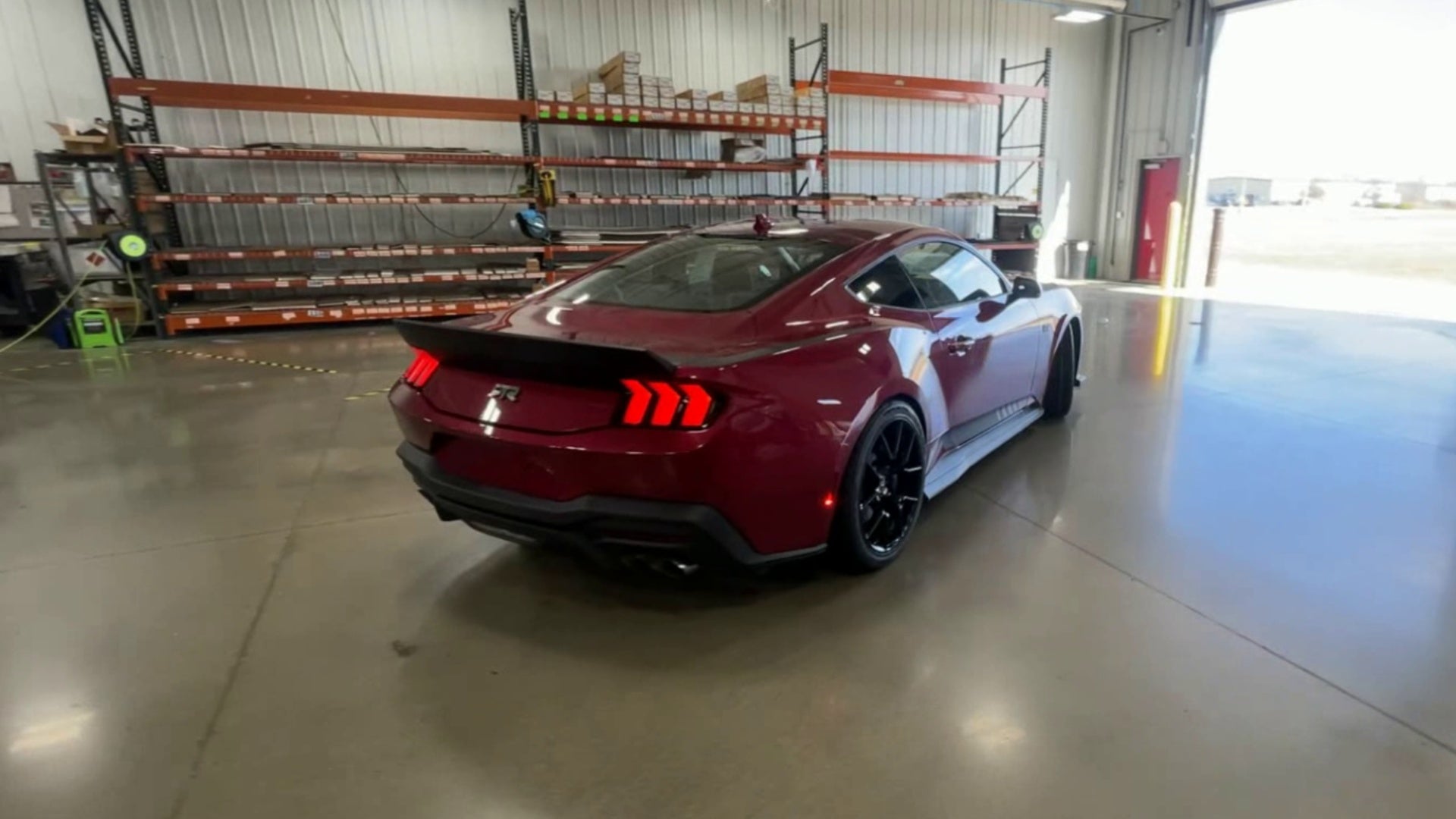 Vehicle Image 9