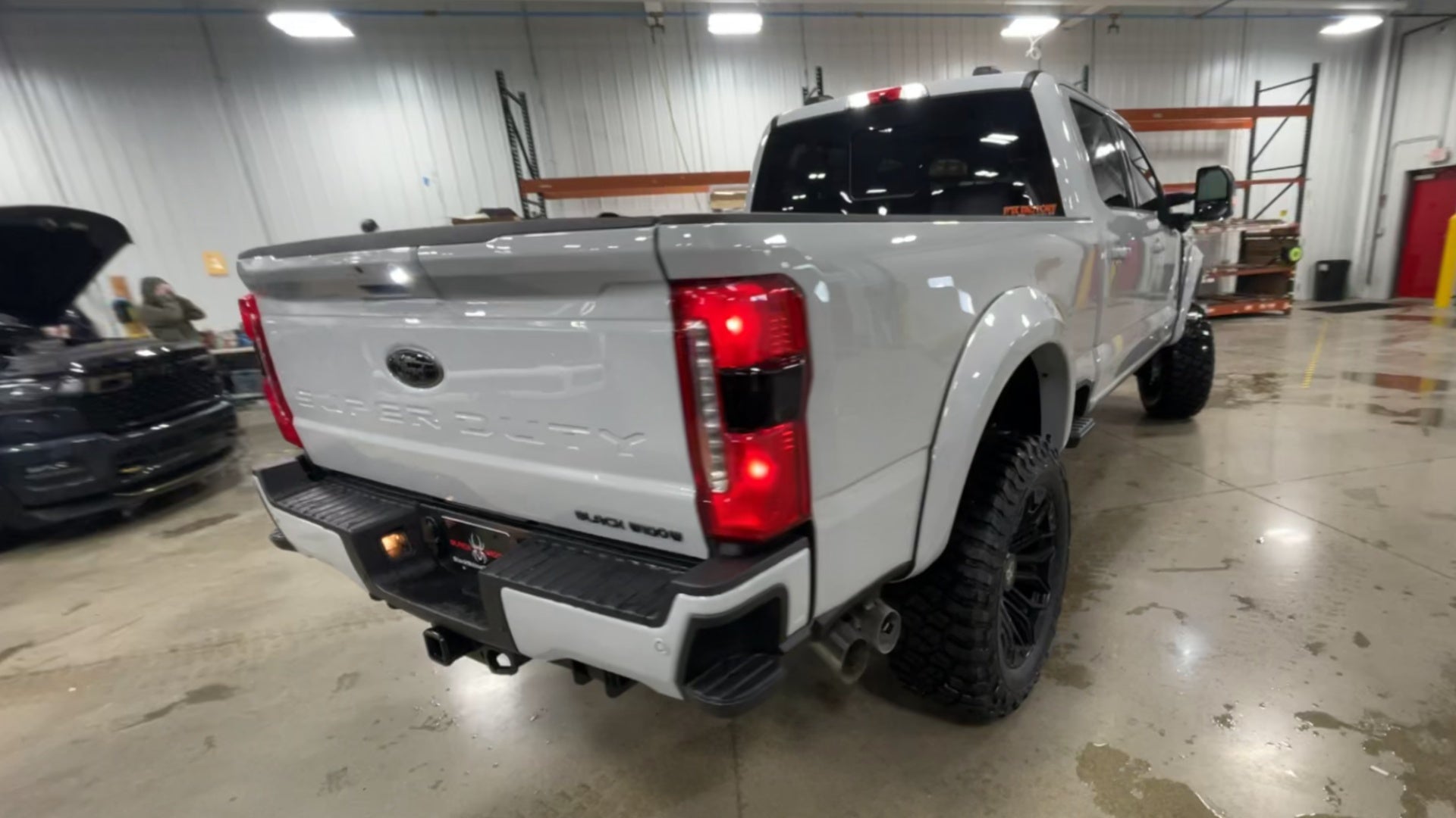 Vehicle Image 9