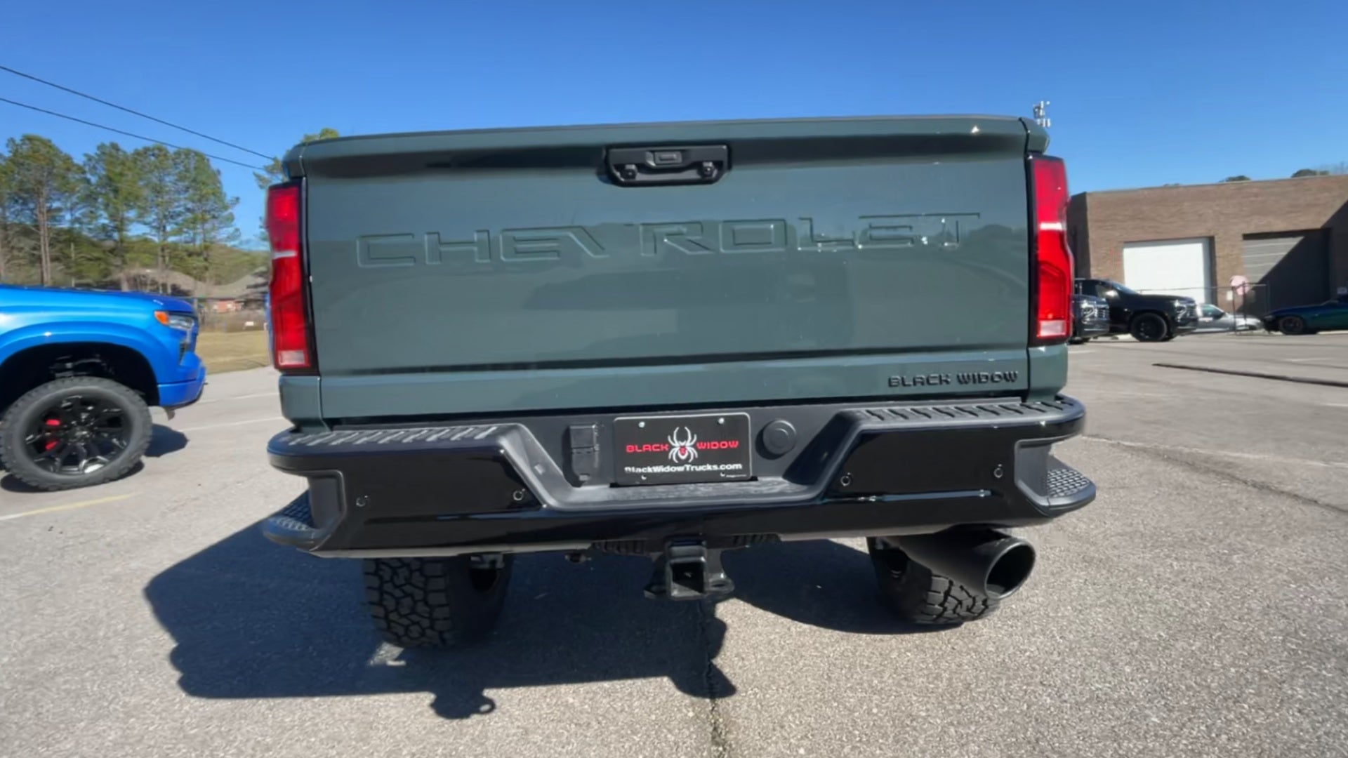 Vehicle Image 9