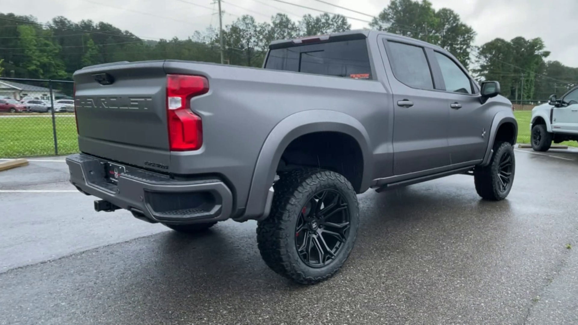 Vehicle Image 9